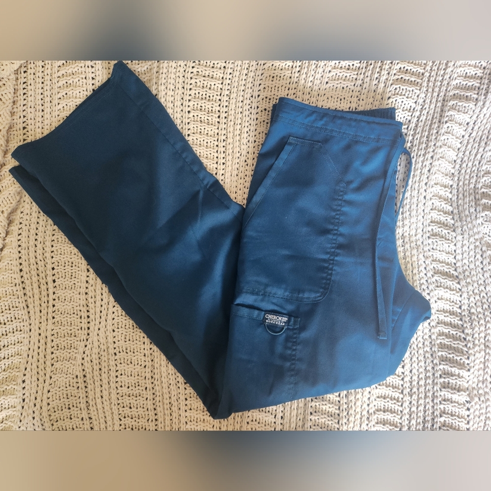 Caribean Blue Cherokee Small Scub Pants